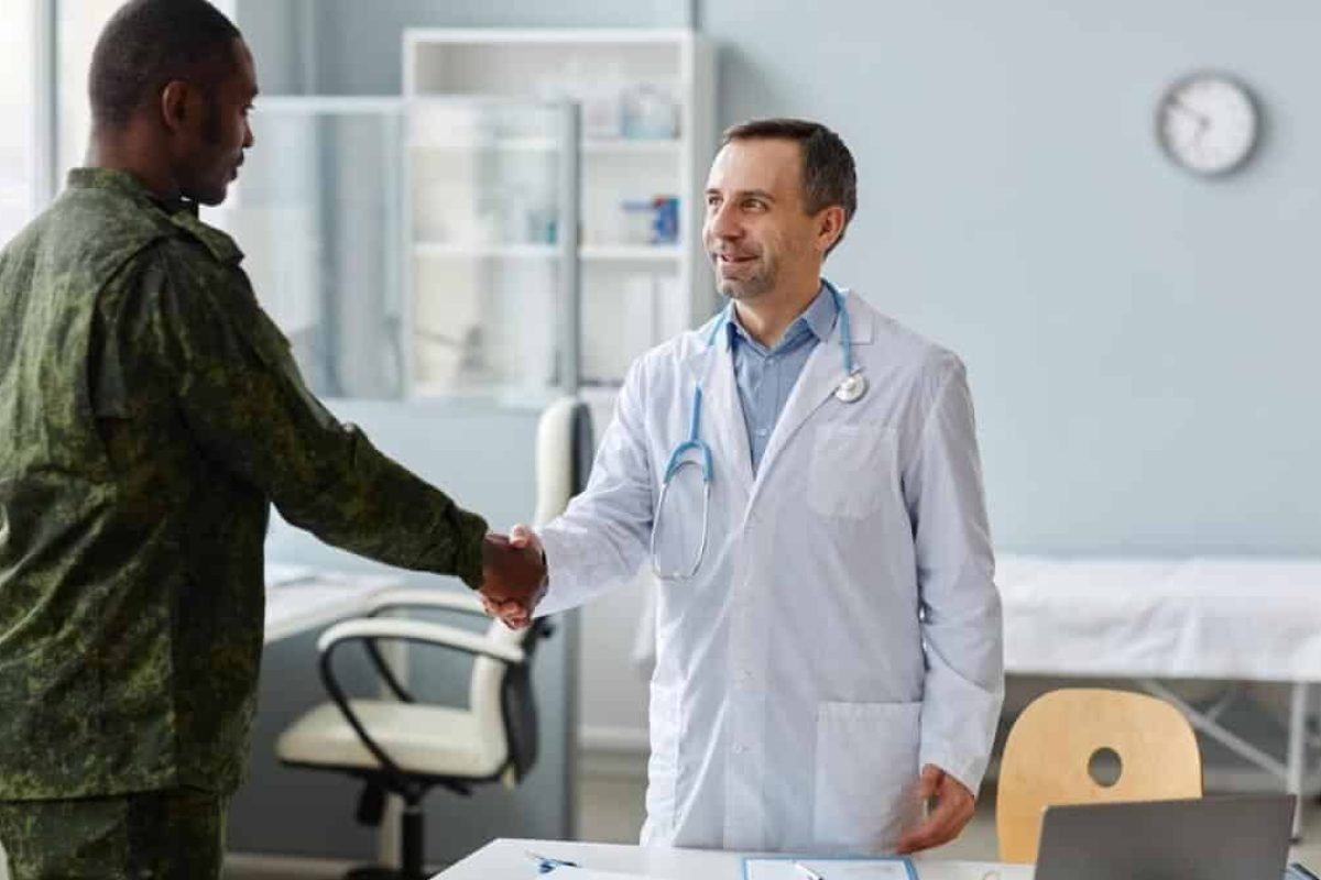 Visite médicale militaire