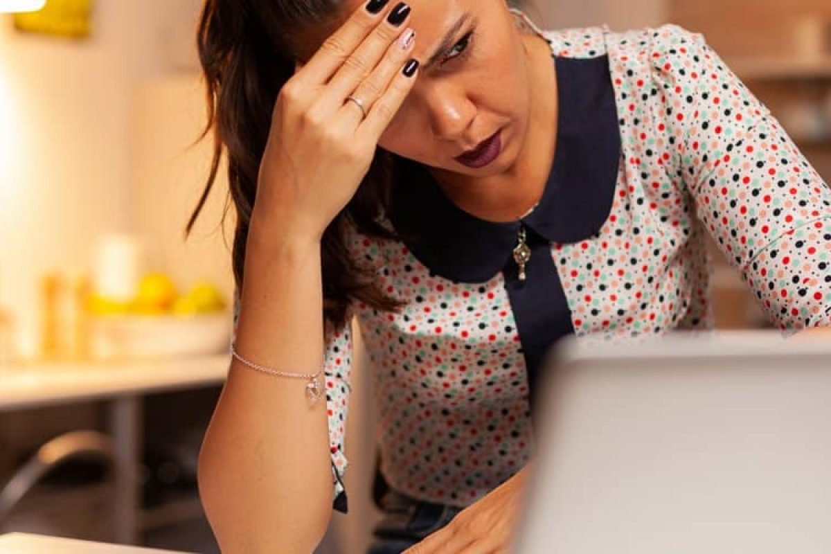 burn-out-feminin-charge-mentale-impact