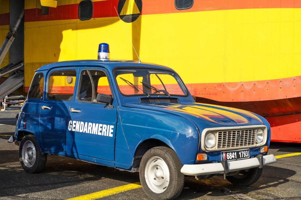 combien gagne un gendarme